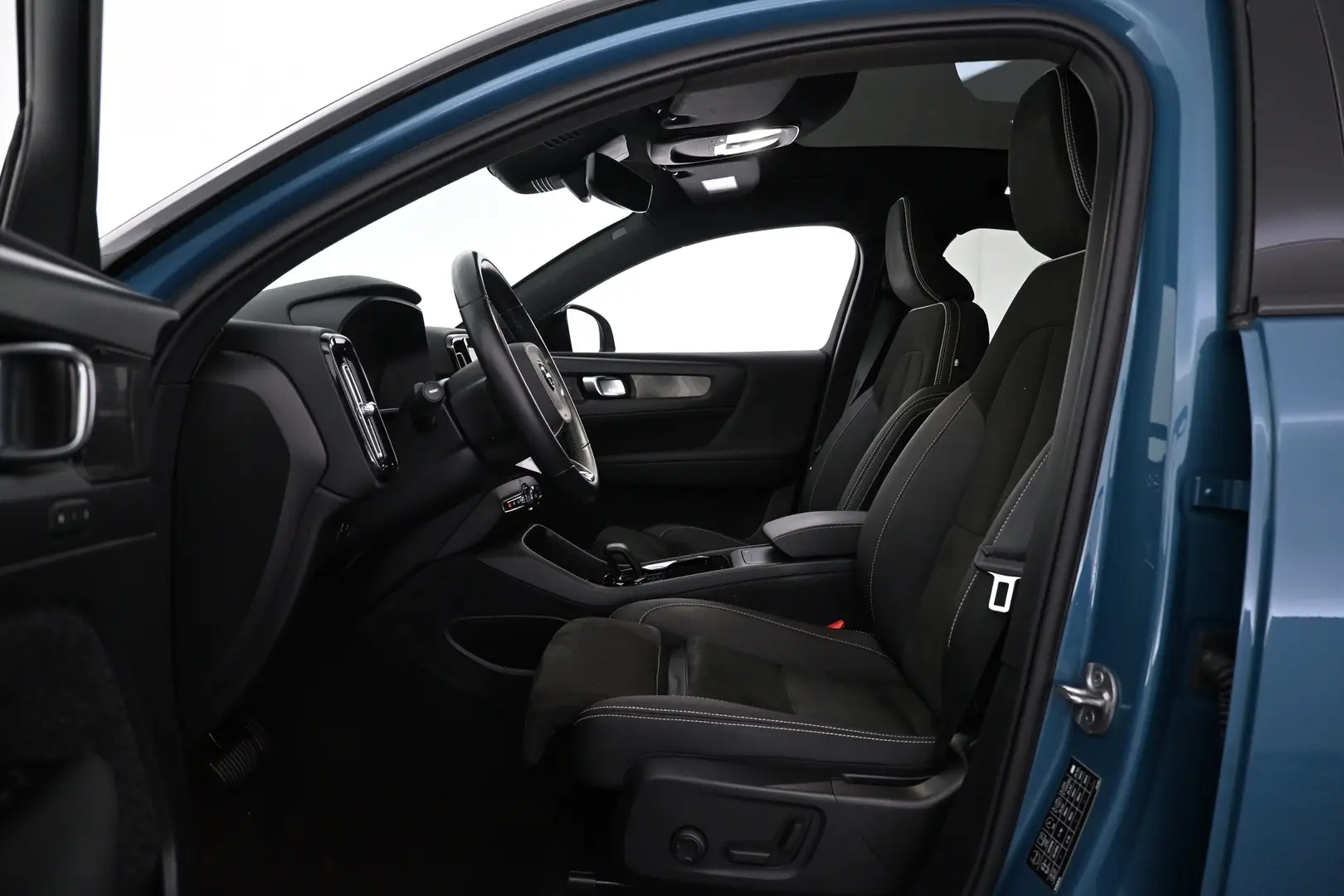 Car Image - TQIPaJtqNeWO7sPXFBkE2