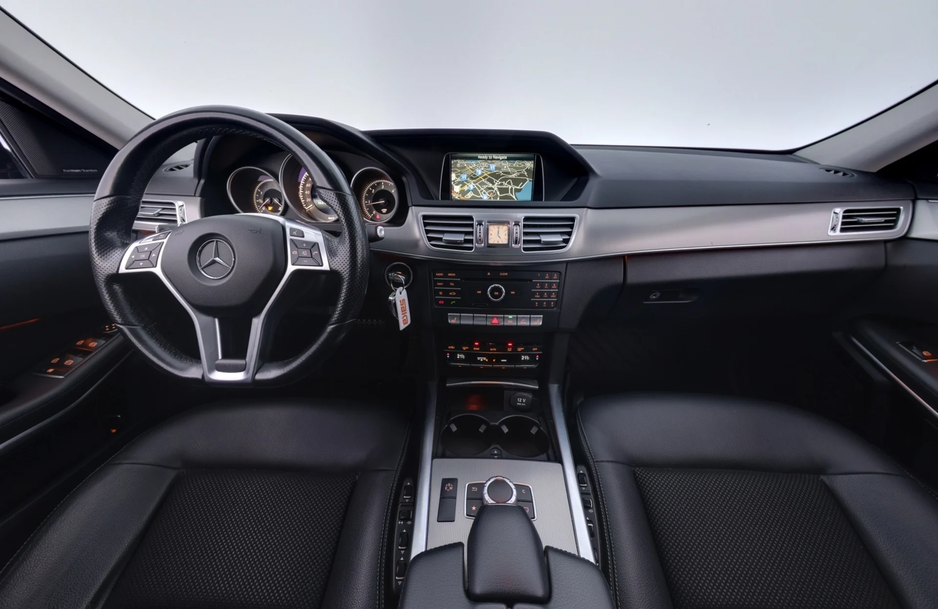 Car Image - 4bqGaFo0D0dkWJmkuf8bTT