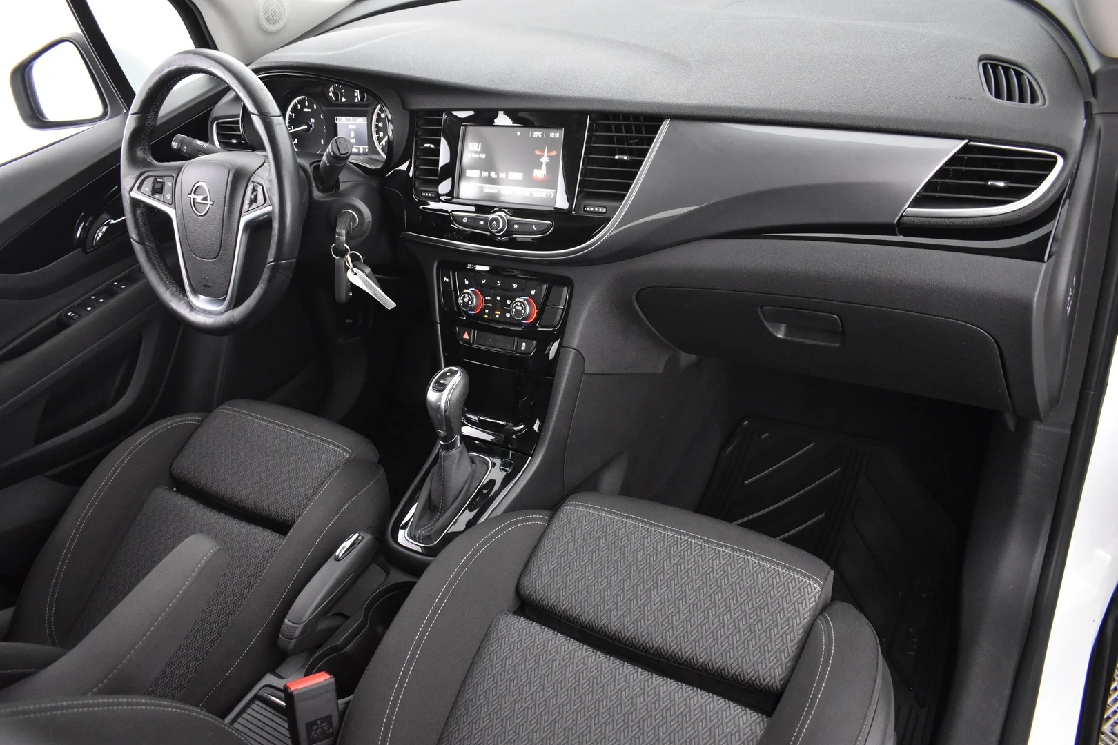 Car Image - 2kT6ljn2A5SdSCTNstrznB