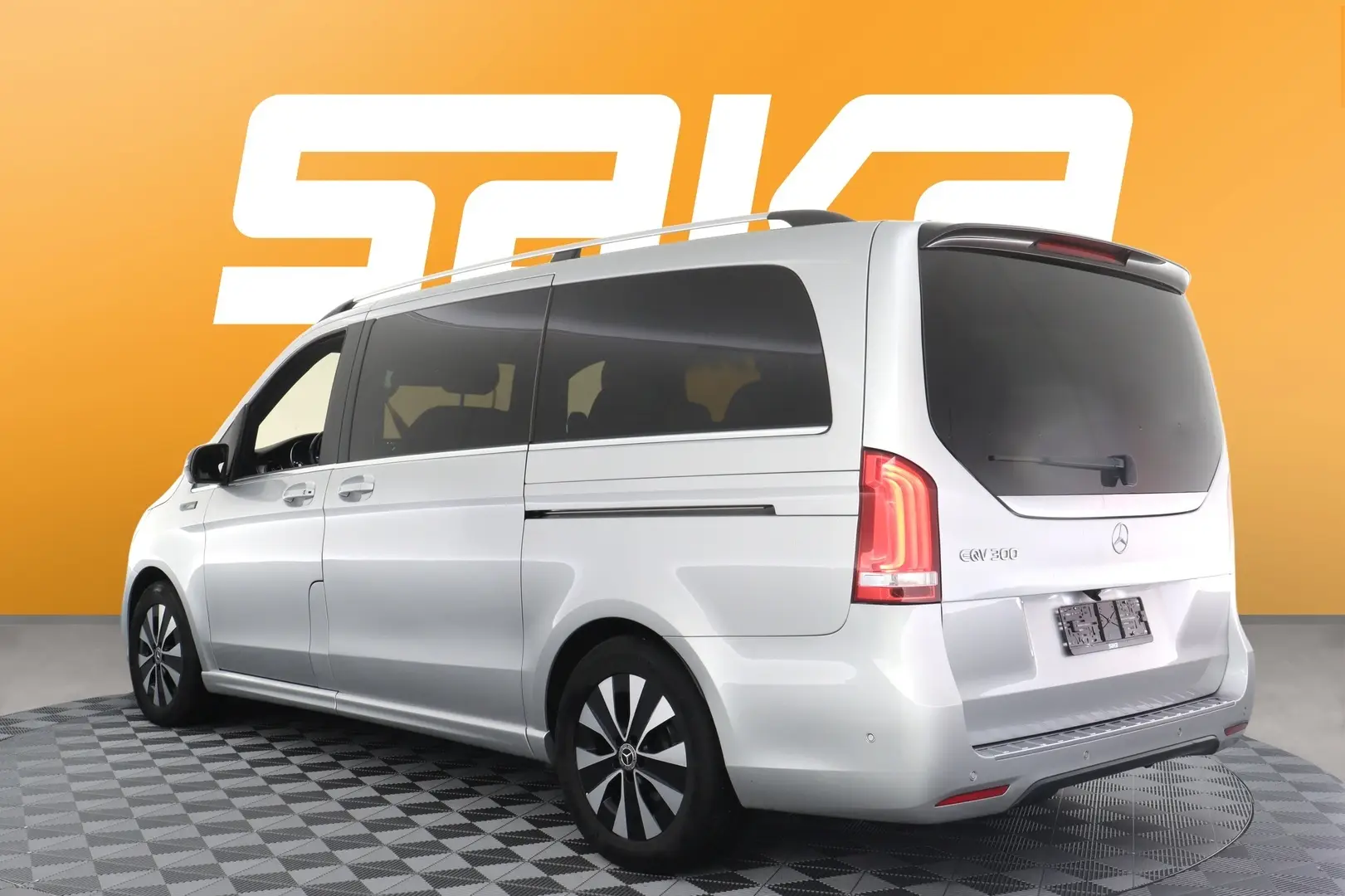 Car Image - 23fm6KtyYLUp9GmmLG37lx