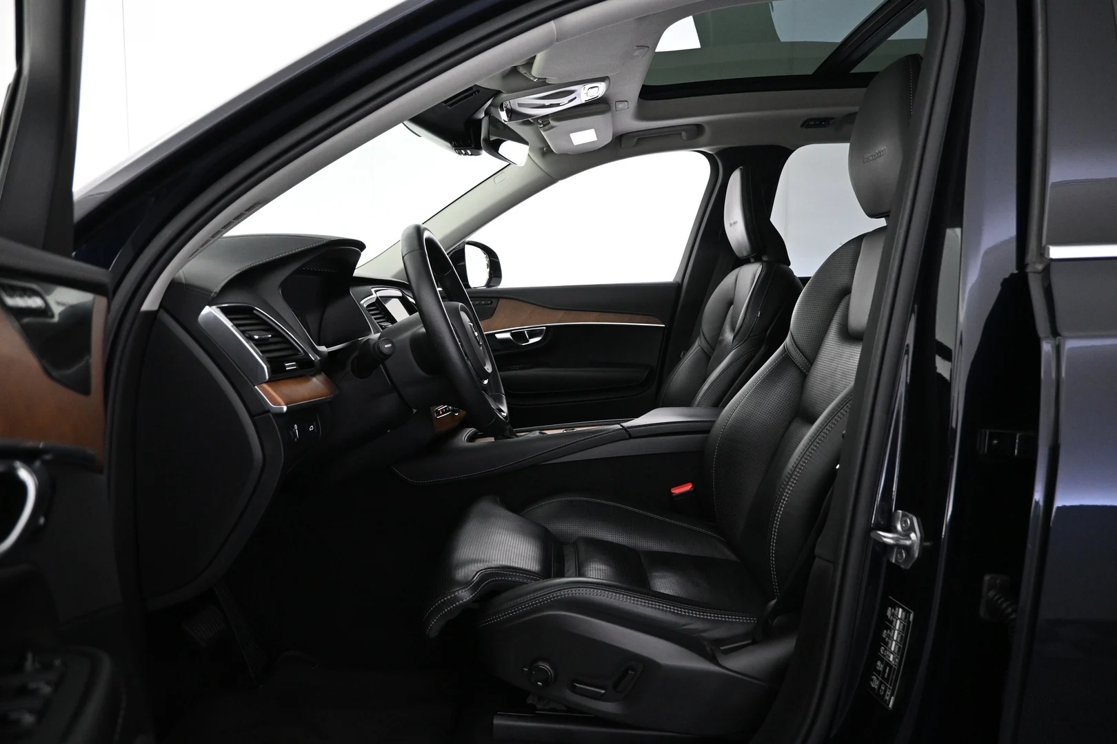 Car Image - 27VyZ0FfD9hi2jwdokWIxw