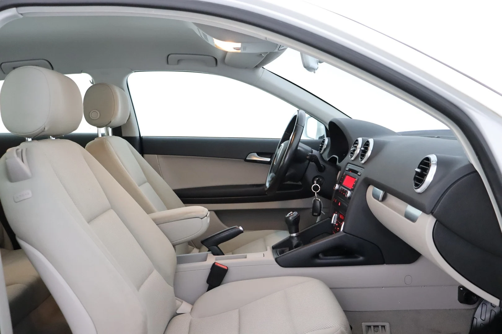 Car Image - 5R9woMYWOBFsG1Wg9tUSgF