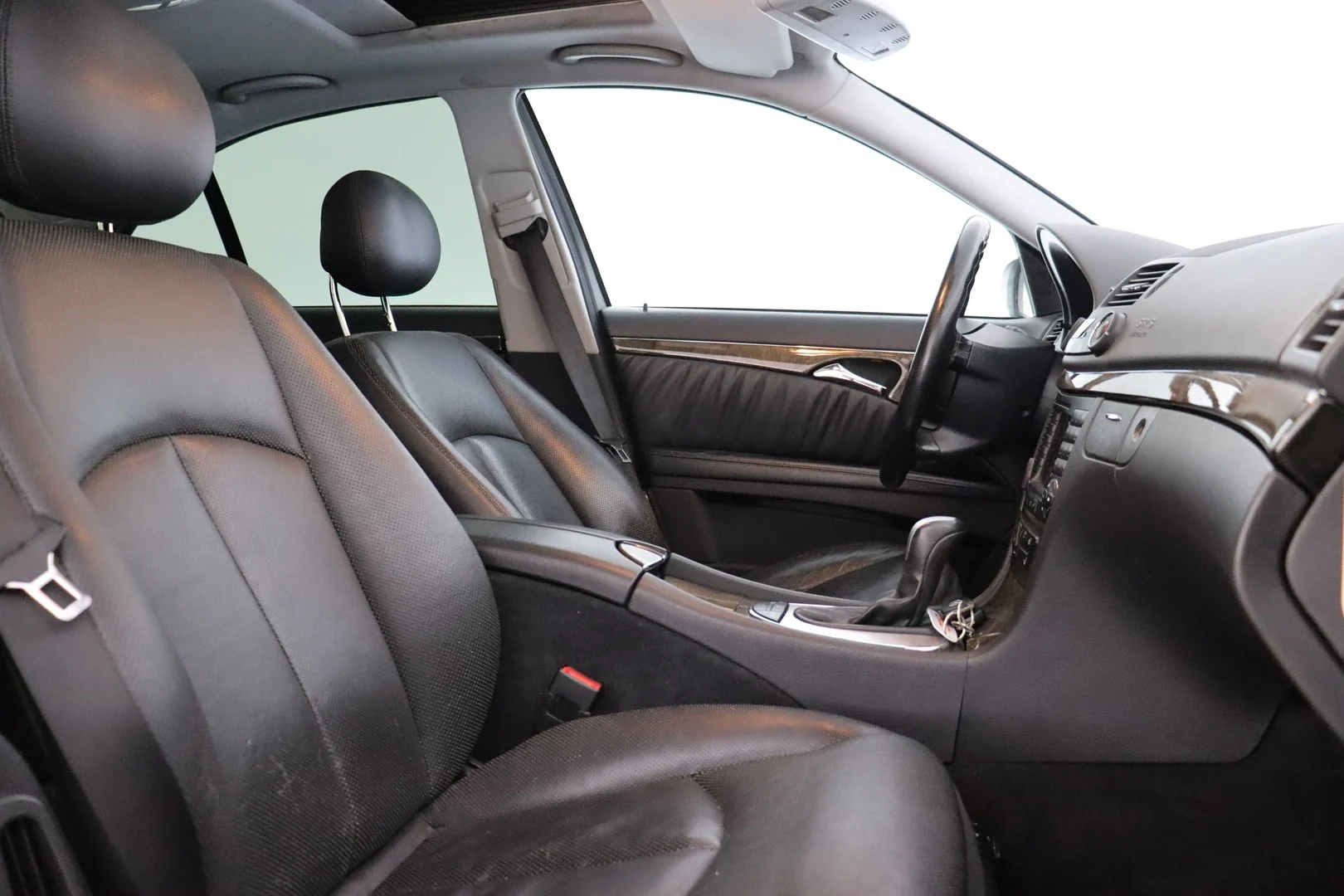 Car Image - OPXXgRbUDGkrTPatY6ULg