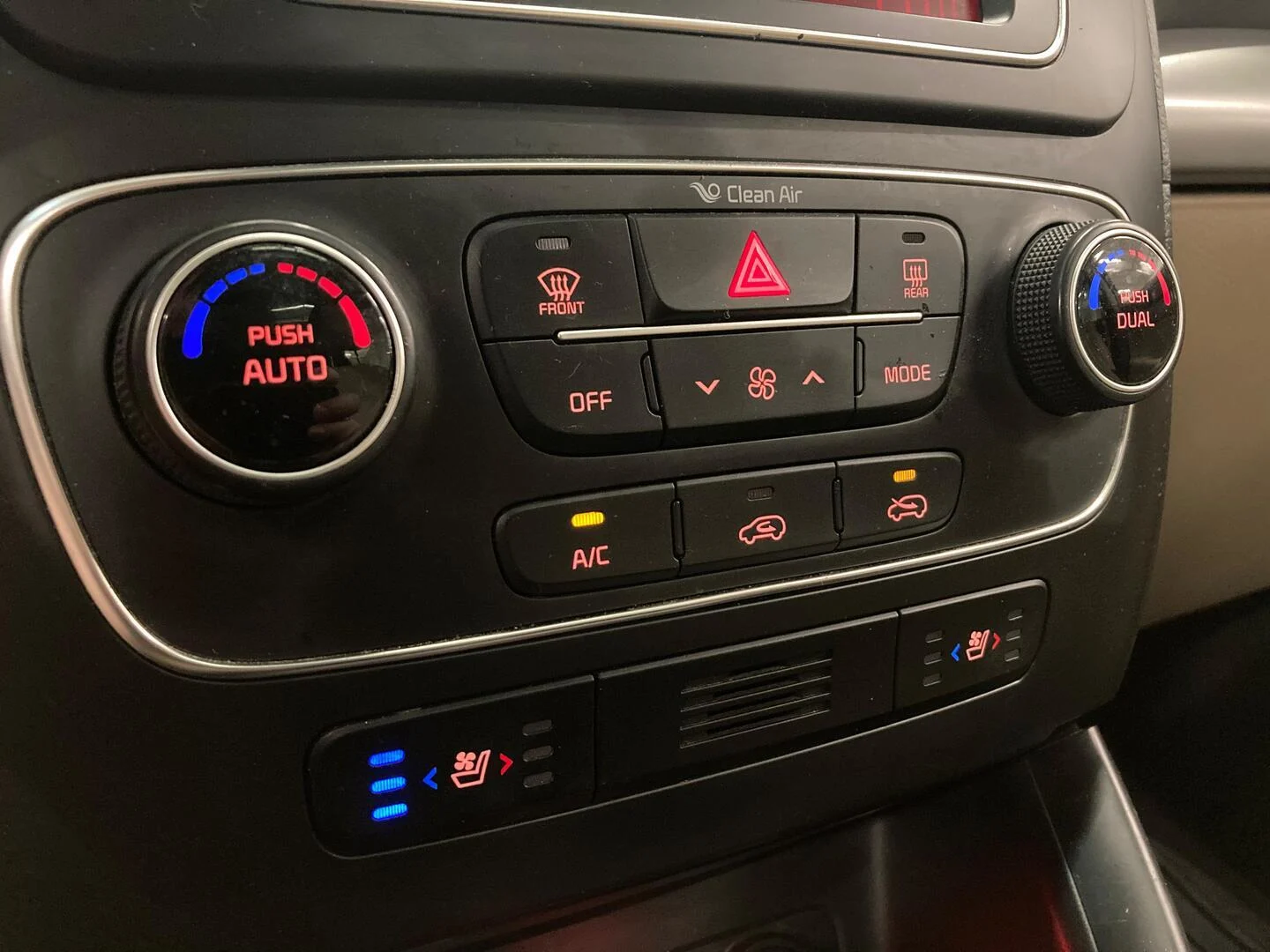 Car Image - TAOYawf5RymjZRaOWDVog