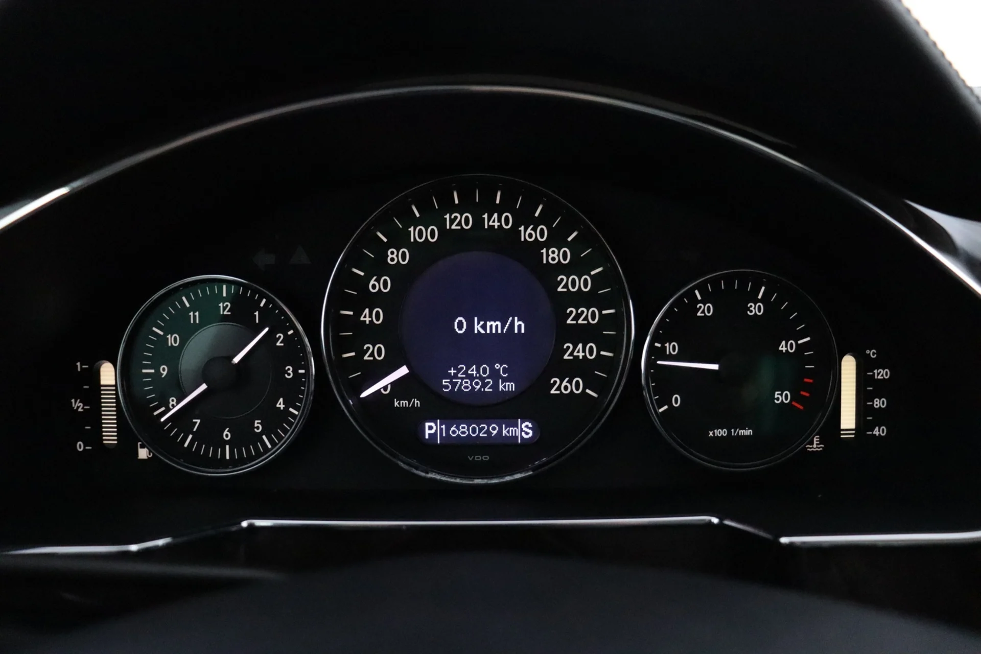 Car Image - 2K2PFJF0axmdAznzsYCeh0
