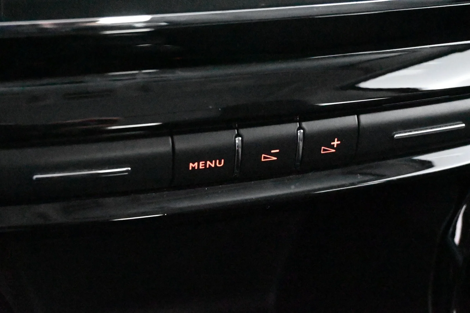 Car Image - 4h7GMv6NqeuQAoI8iqNTj1