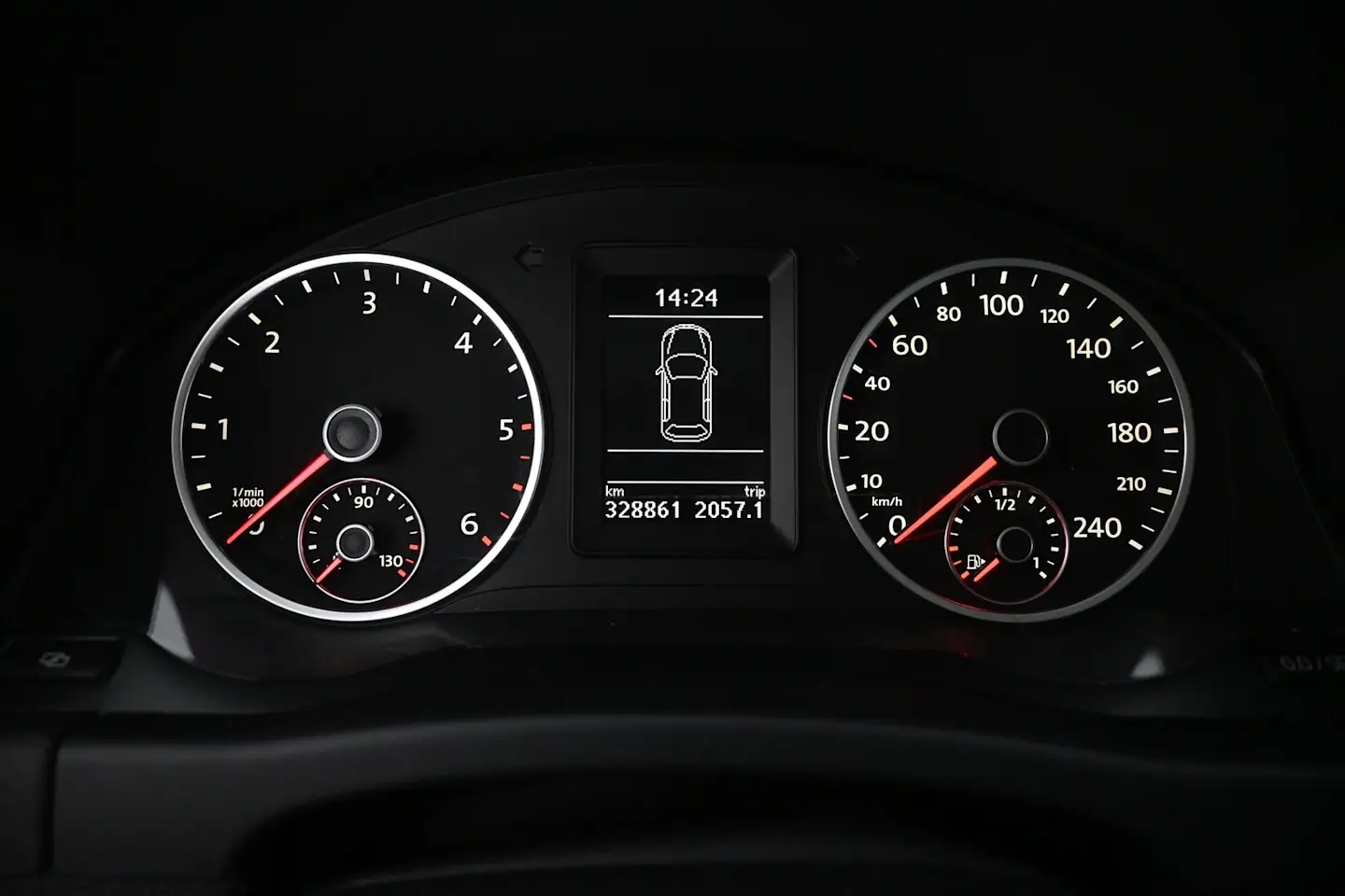 Car Image - 4KEKr0xuxUIpmBJrGd71ip