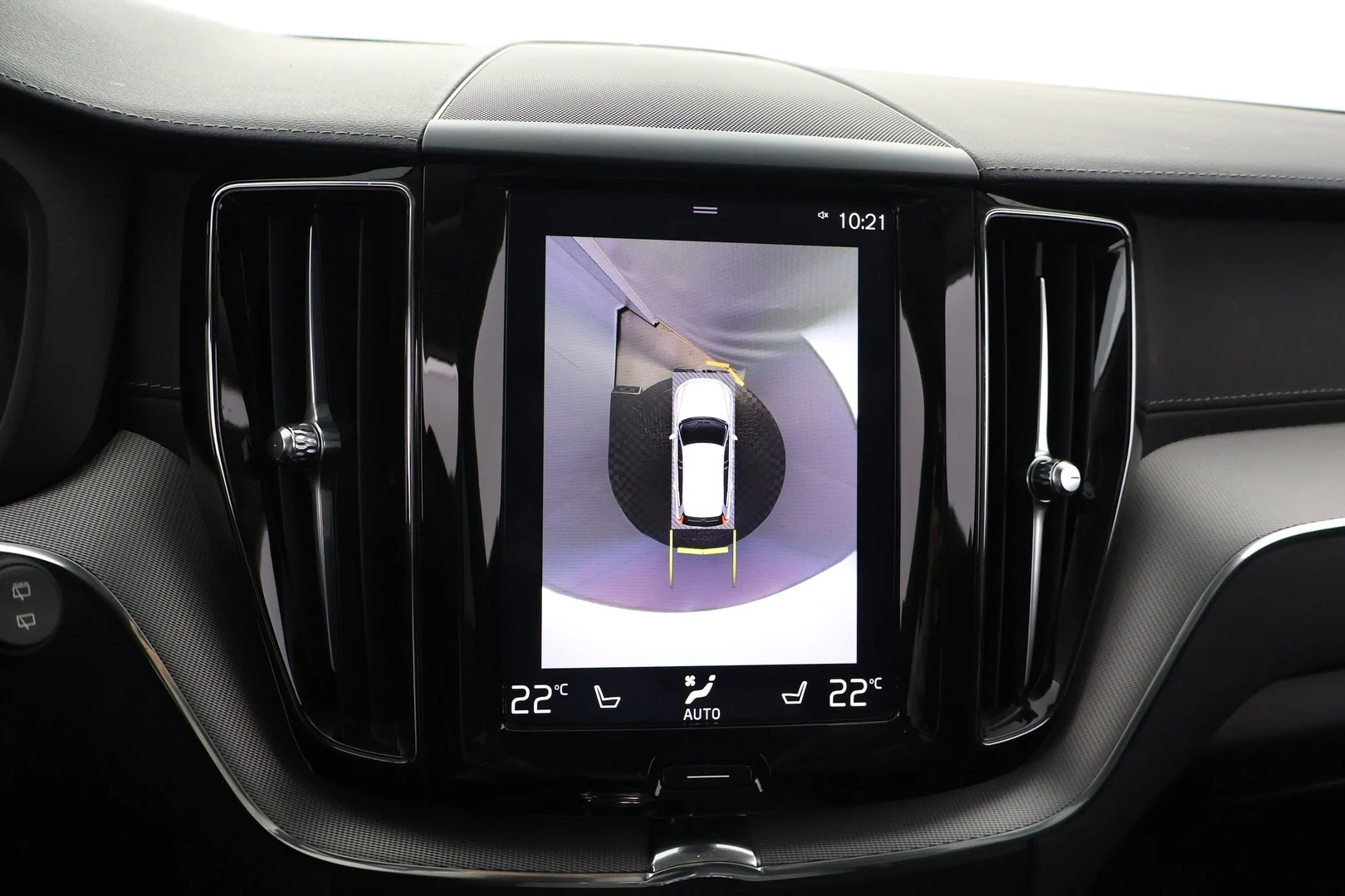 Car Image - 62YYDDZVD697q9Q9emPRoG
