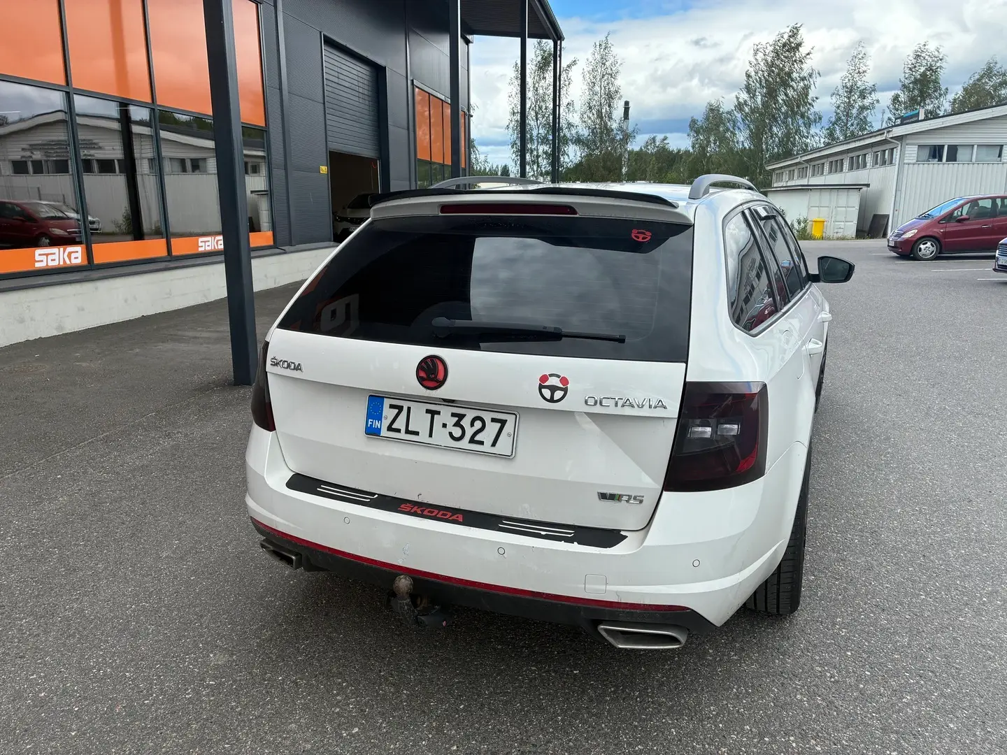 Car Image - vDBaP7zyuBPTHM28sc9f7