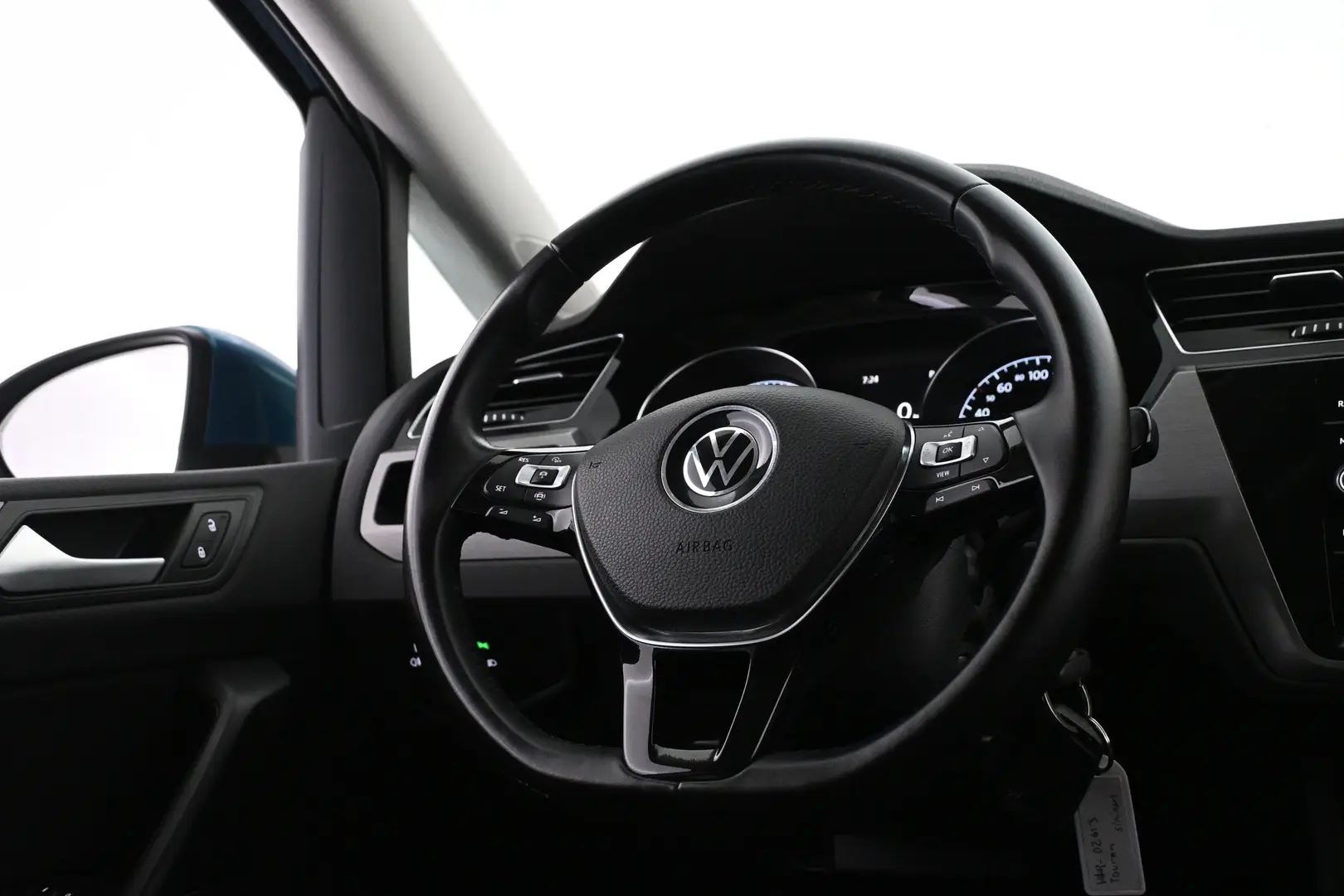 Car Image - 5EXCVIvs5k6tnkOcCeQuxj