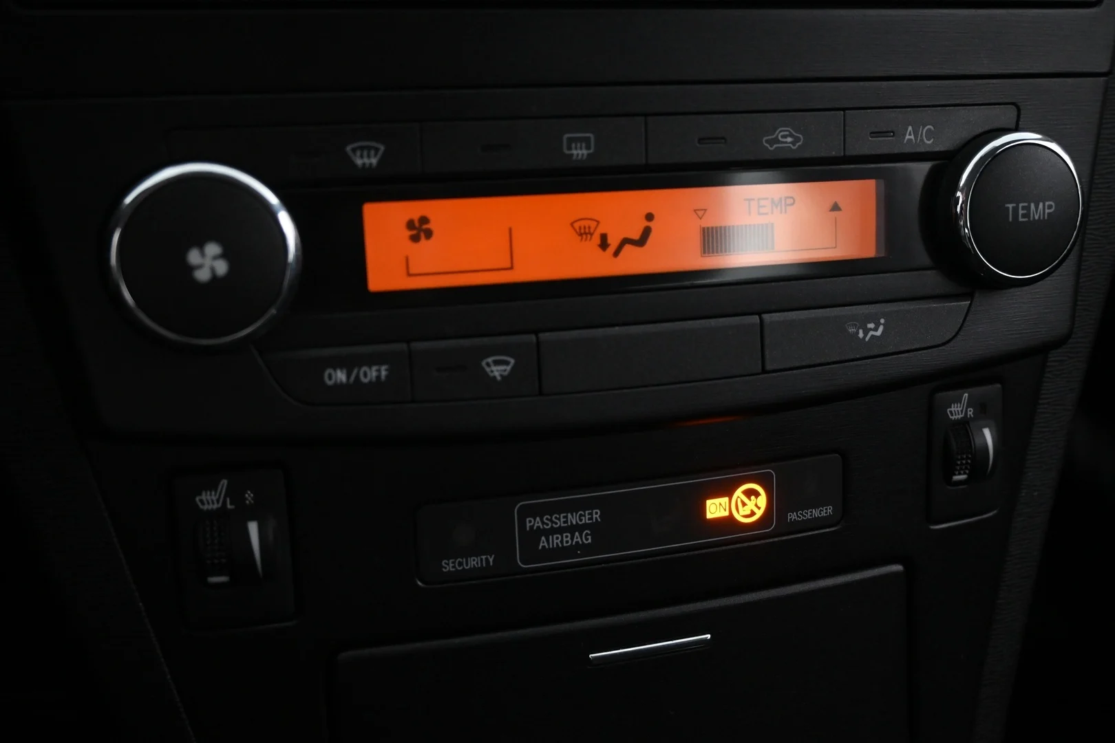 Car Image - 33S9LXYVfcggn4RTO0DTy