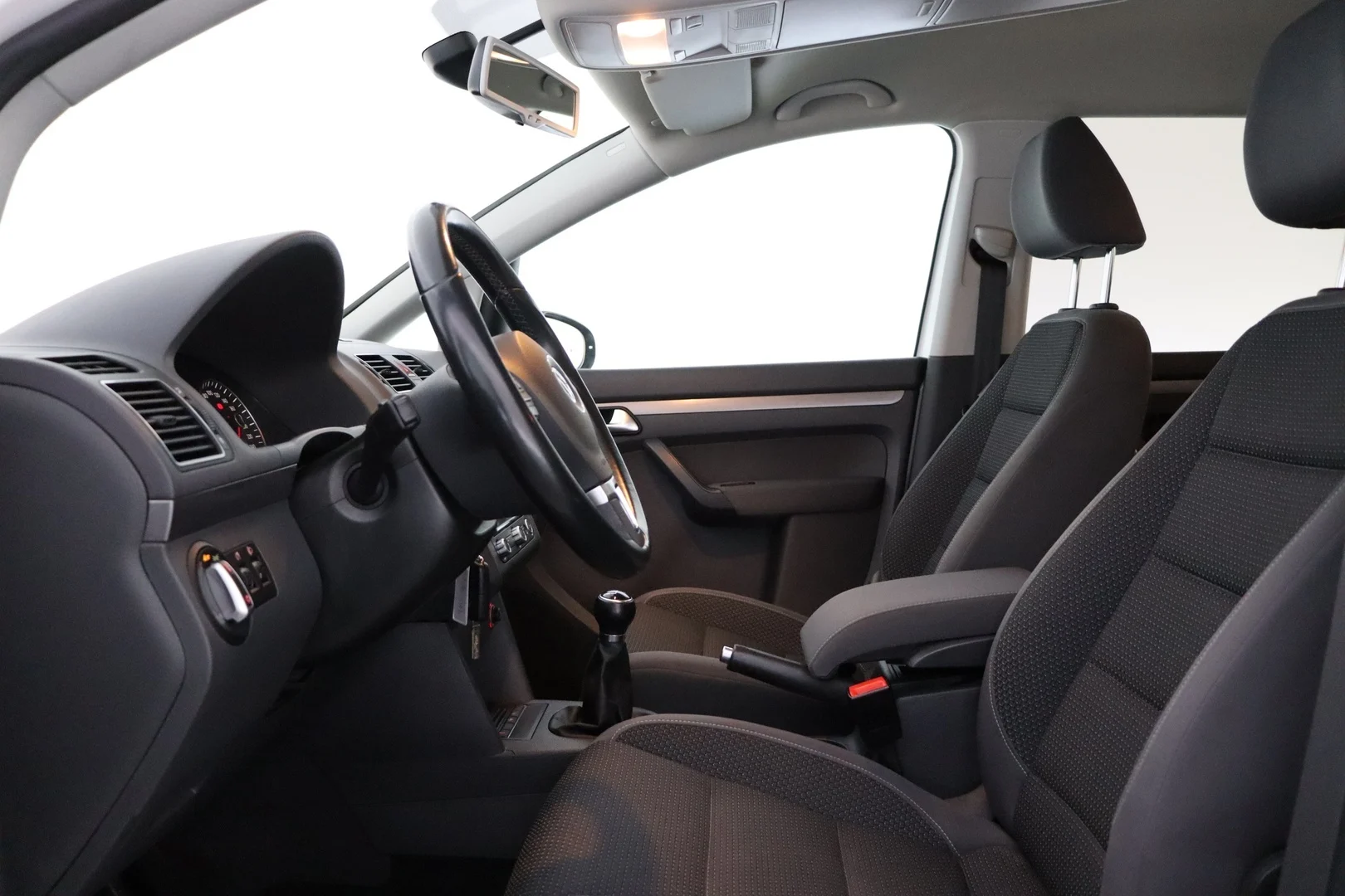 Car Image - 2KVqLWVI0vAovvdUW6xnQe