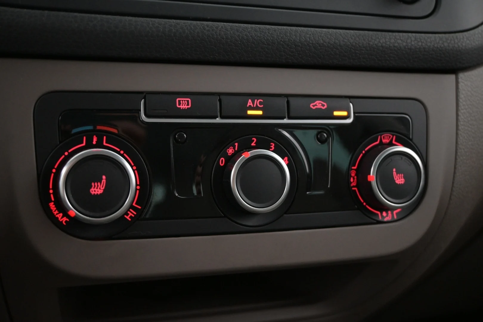 Car Image - o1dZfdzGS6sTzmNYrt5HZ