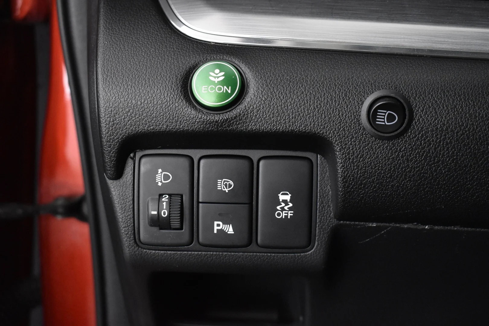 Car Image - CCUb7pSTLP8zApdXxnfbw