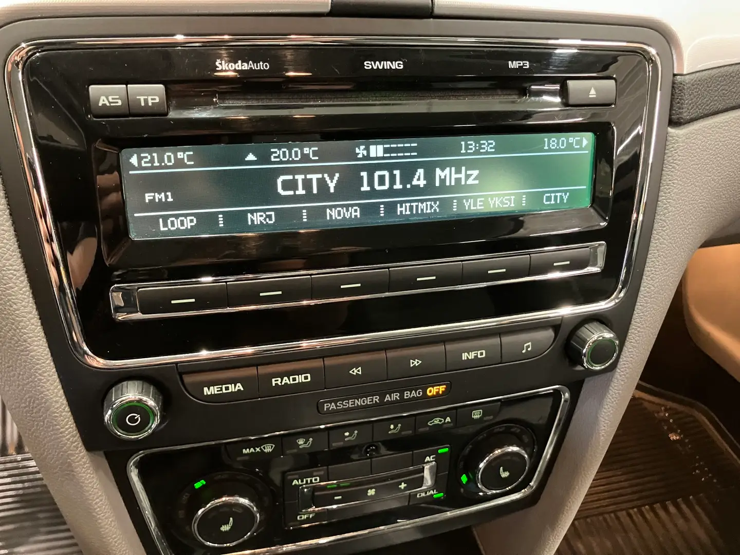 Car Image - FsTkKYT7XoojYjjK0pqFY