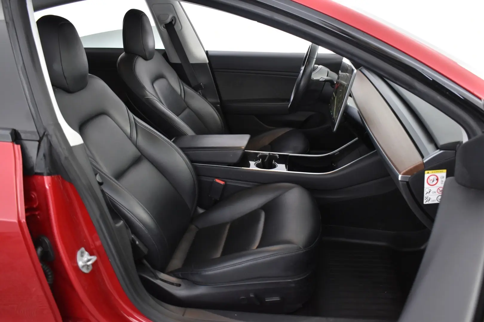 Car Image - 7gN6tguKus6OBUN2KBIElr