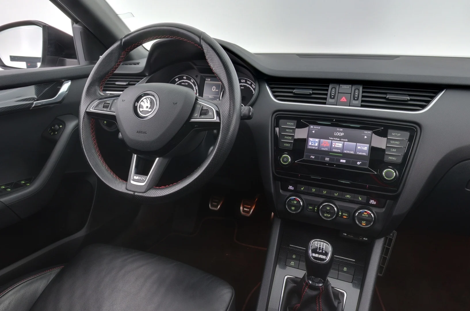 Car Image - 4qOYpgaHvDrwNu5xMOXfRt