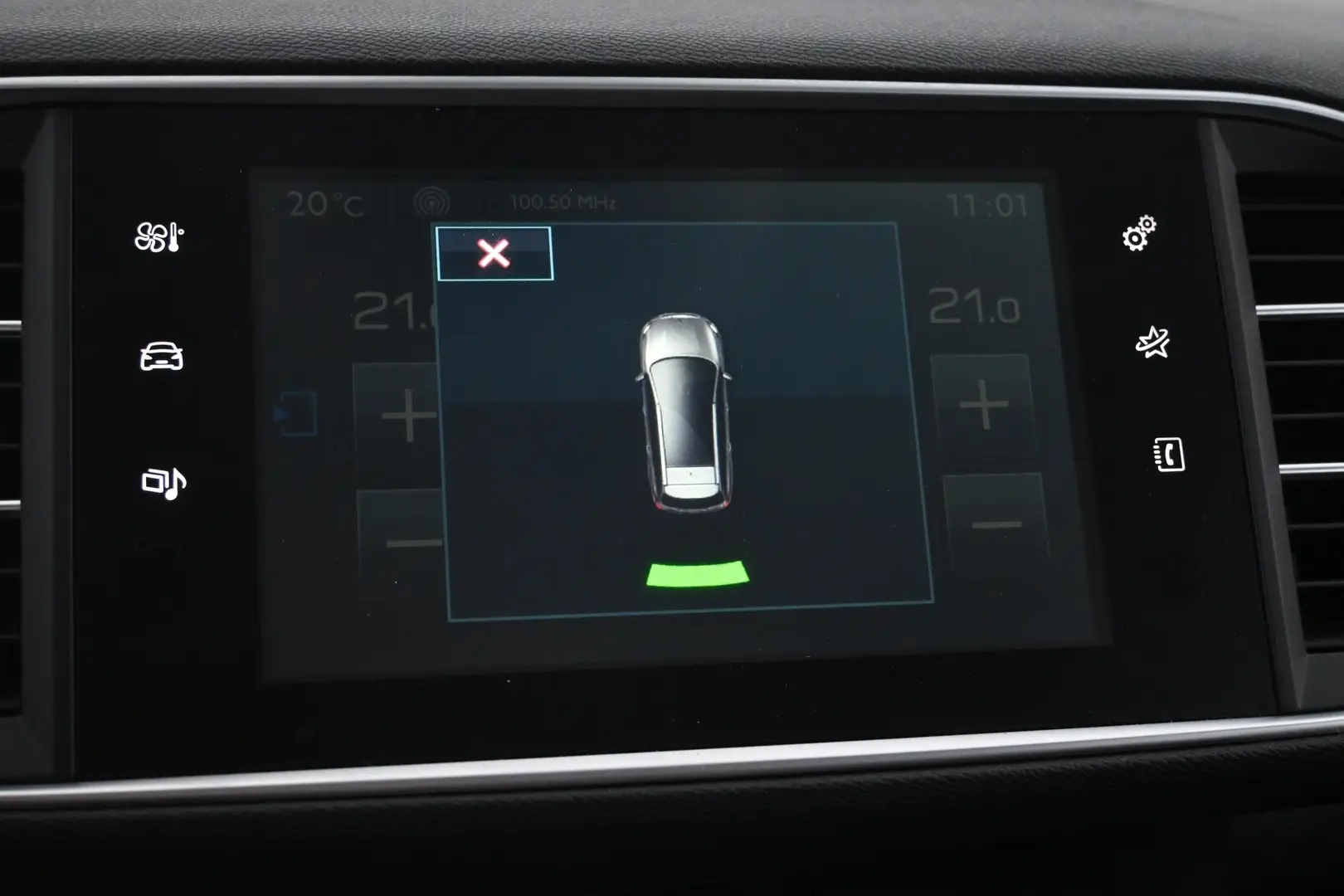 Car Image - 30VzJJF0S6Z4HvZj0SRFxu