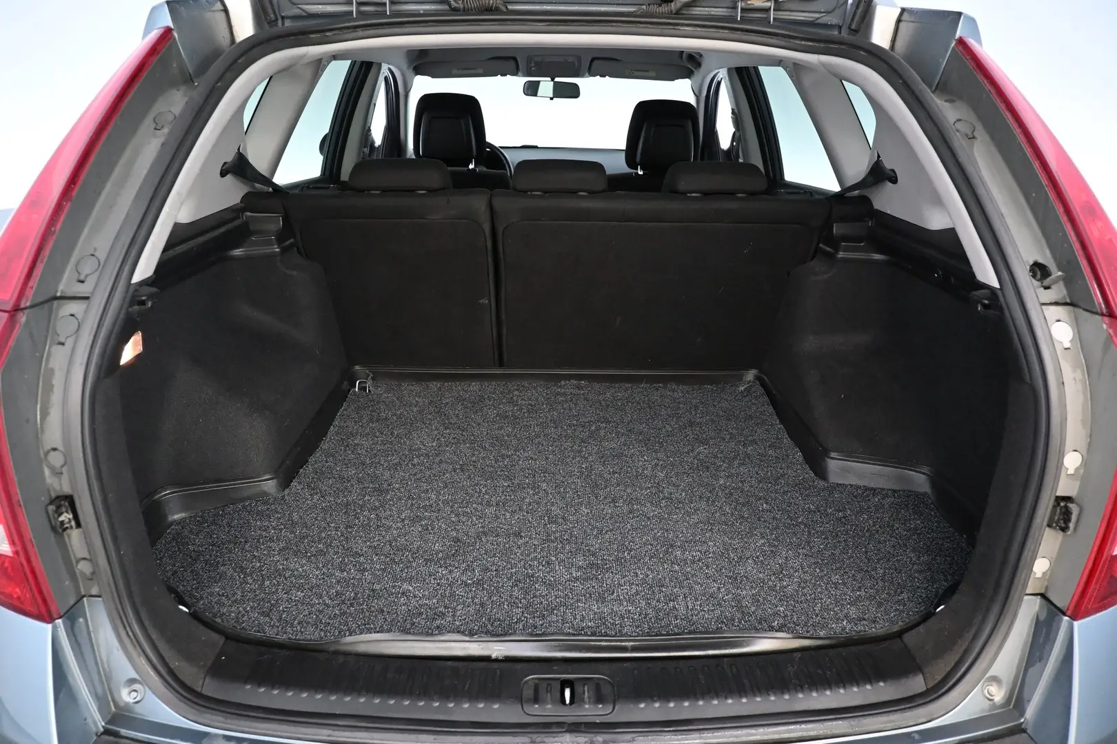 Car Image - 454xugSHc9dMUNam2zJUhE
