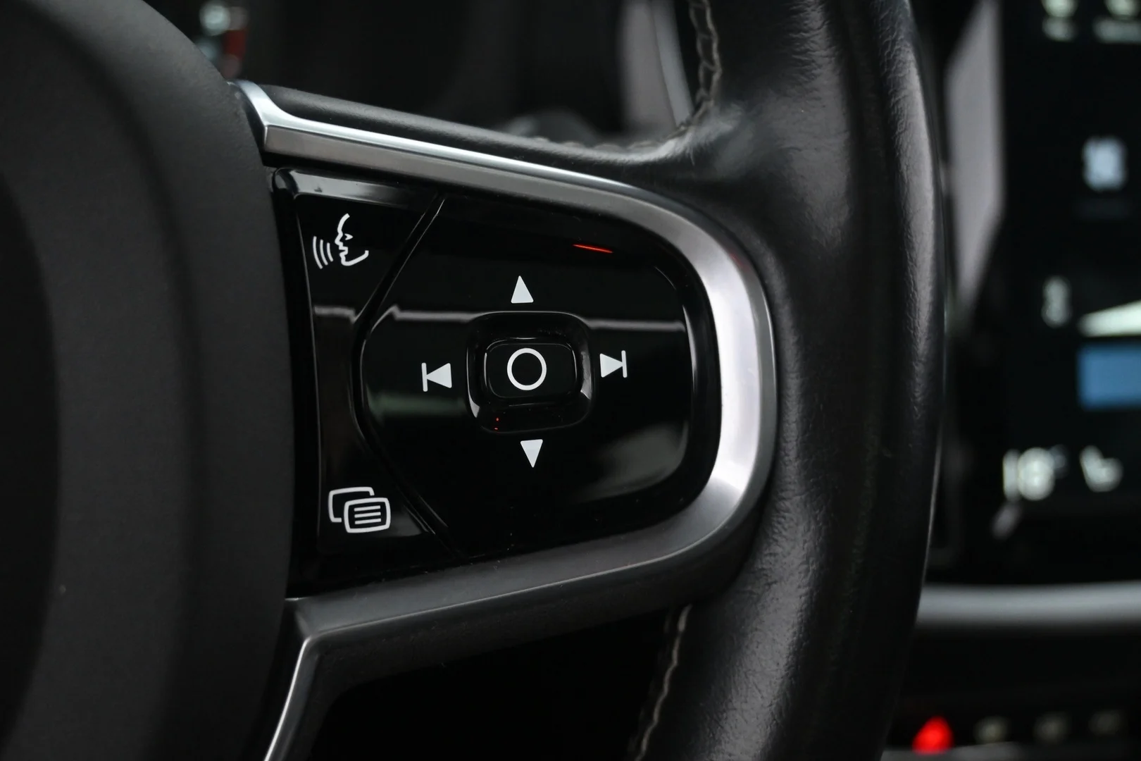 Car Image - 4pjUeRNaZPecvf22lN81go