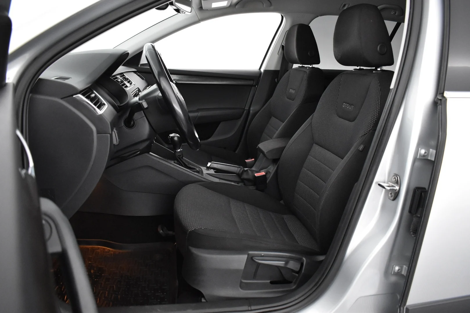 Car Image - 1spKpYHjhOrueLxOGQ0Zjv