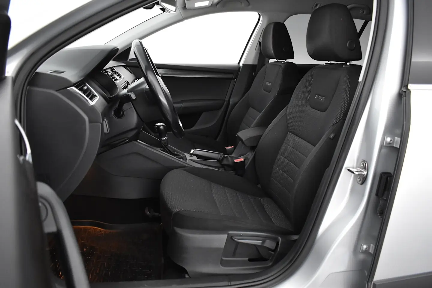 Car Image - 1spKpYHjhOrueLxOGQ0Zjv