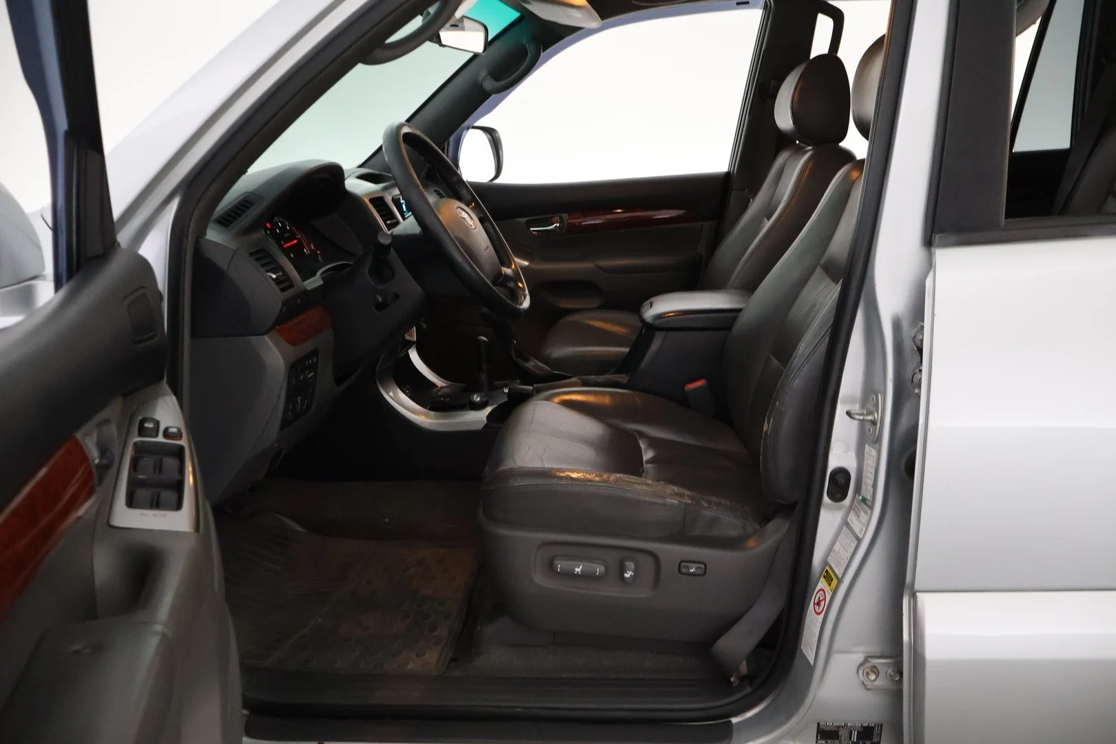 Car Image - 1wh5MOJDJbomA0iEbnB4HM