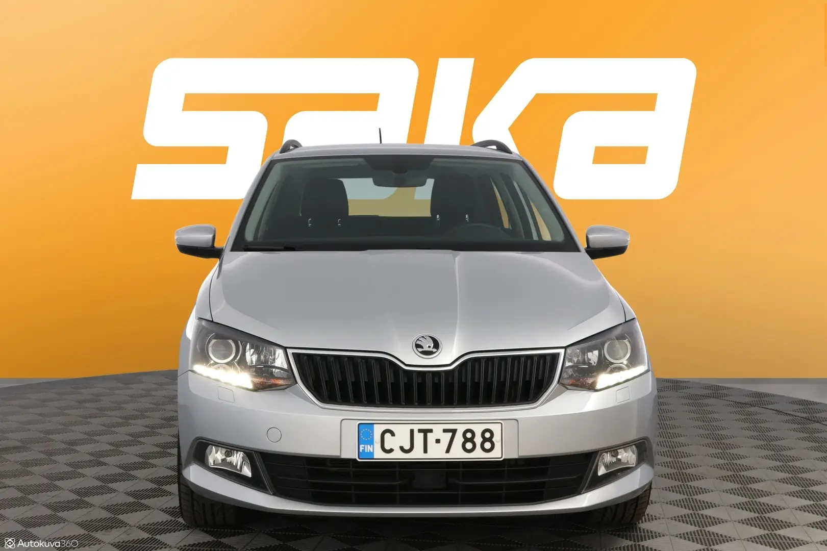 Car Image - 7kMjx4Dv79WuI4WlAObiil
