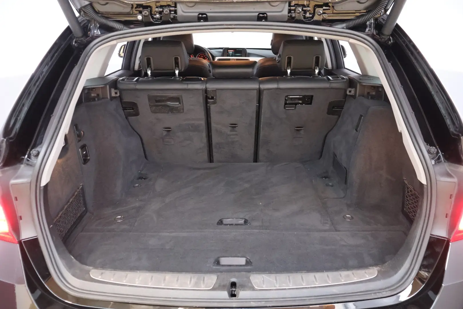 Car Image - 7dDuiWPayqMJSiqekcjcLP
