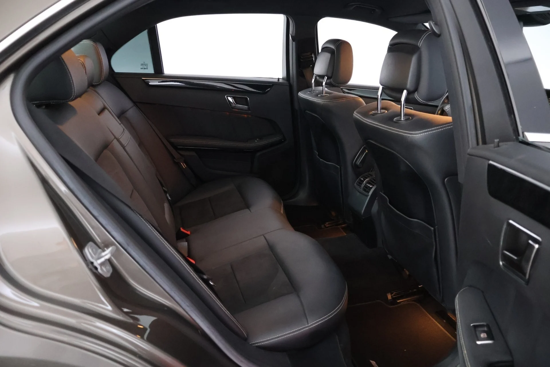 Car Image - 1CnptYq88qIz83x1eukLfc