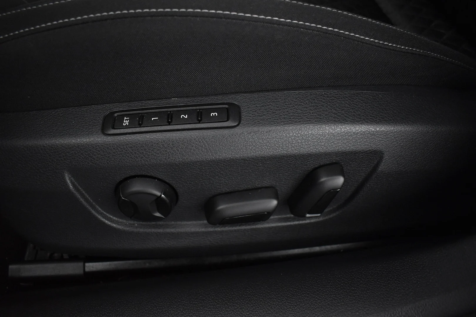Car Image - FAcisVqUUta3EkMVpNmS4