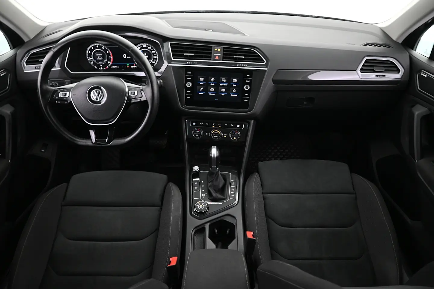 Car Image - 2KMQFqKwyYUjafbbSJrk1e