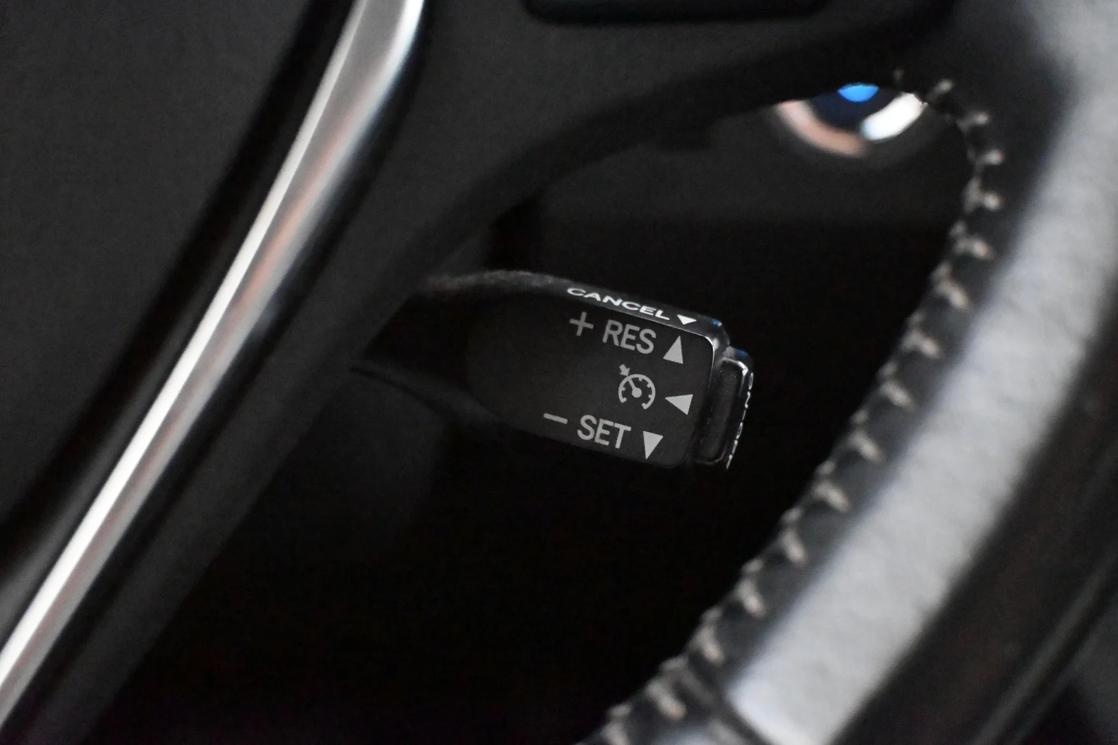 Car Image - 6x0UC9ZuFGBhhbzEjrTjen