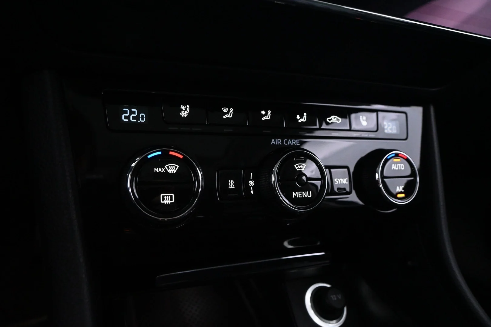 Car Image - 1TkAxnNsl4aGqA1M0v0WVa