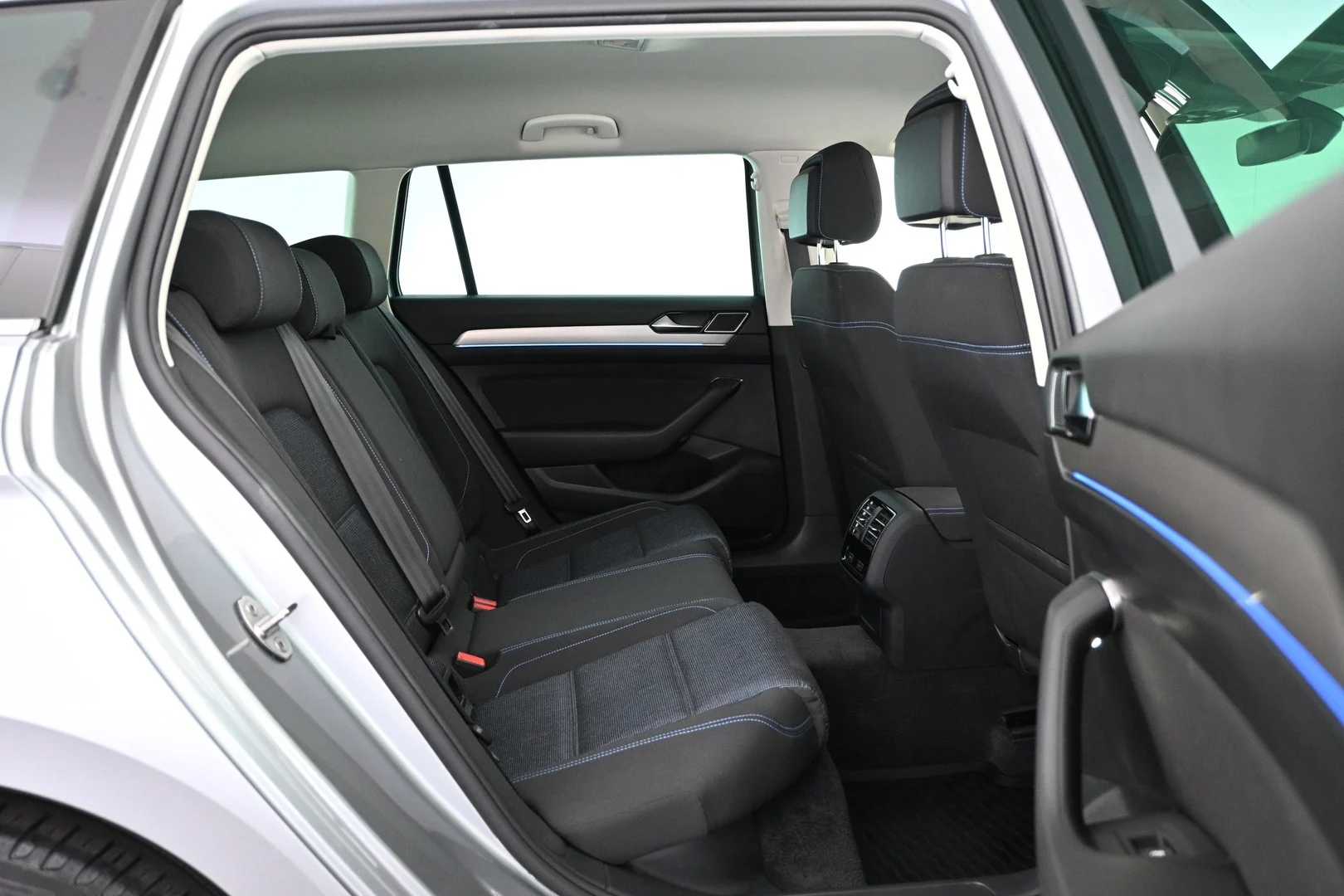 Car Image - 2VoWfYA4ycN5JkZrAncbuc