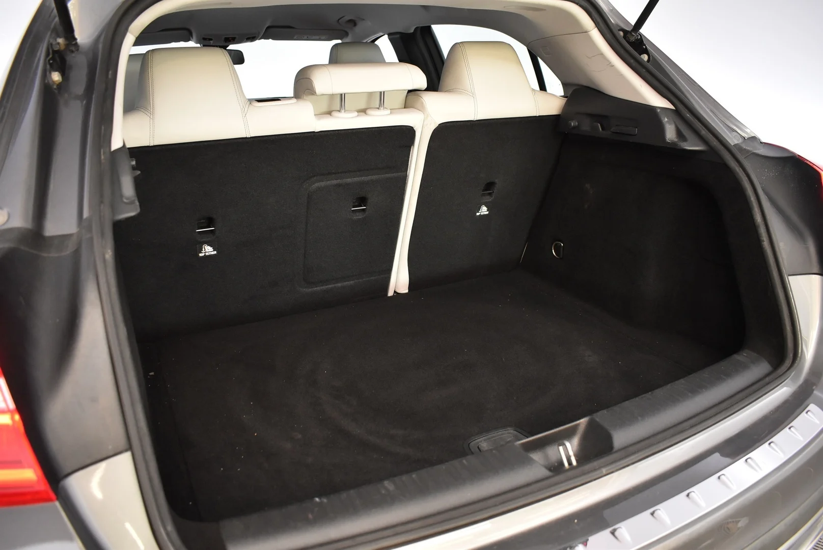 Car Image - 6hUL4Y74Le0ruzJe61GTMF