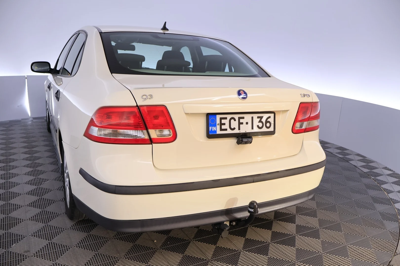 Car Image - 3tx8P8mSahW54Q4dLs19ic