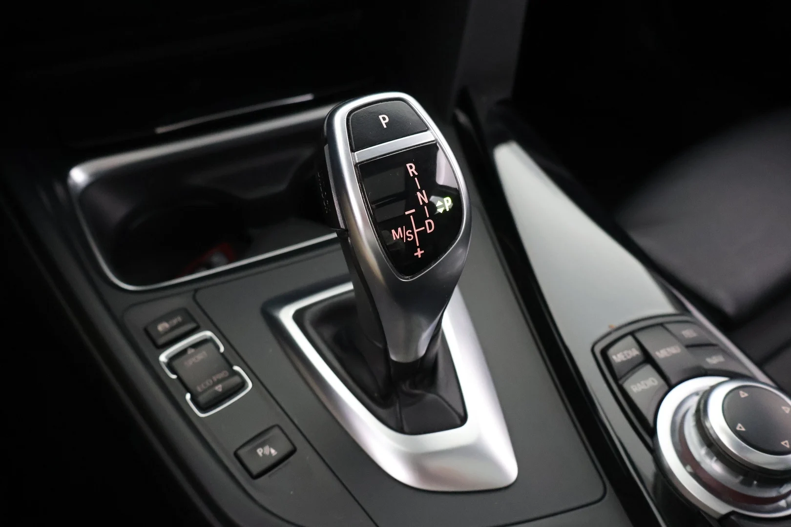 Car Image - 1HIKOyVJ6Pa25Wy346zCLV