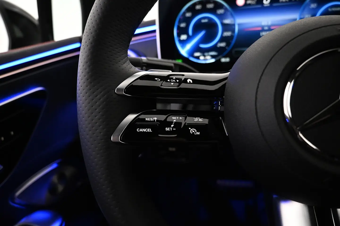 Car Image - 3SRa2Xw2wQAZqDjxbPzNNN