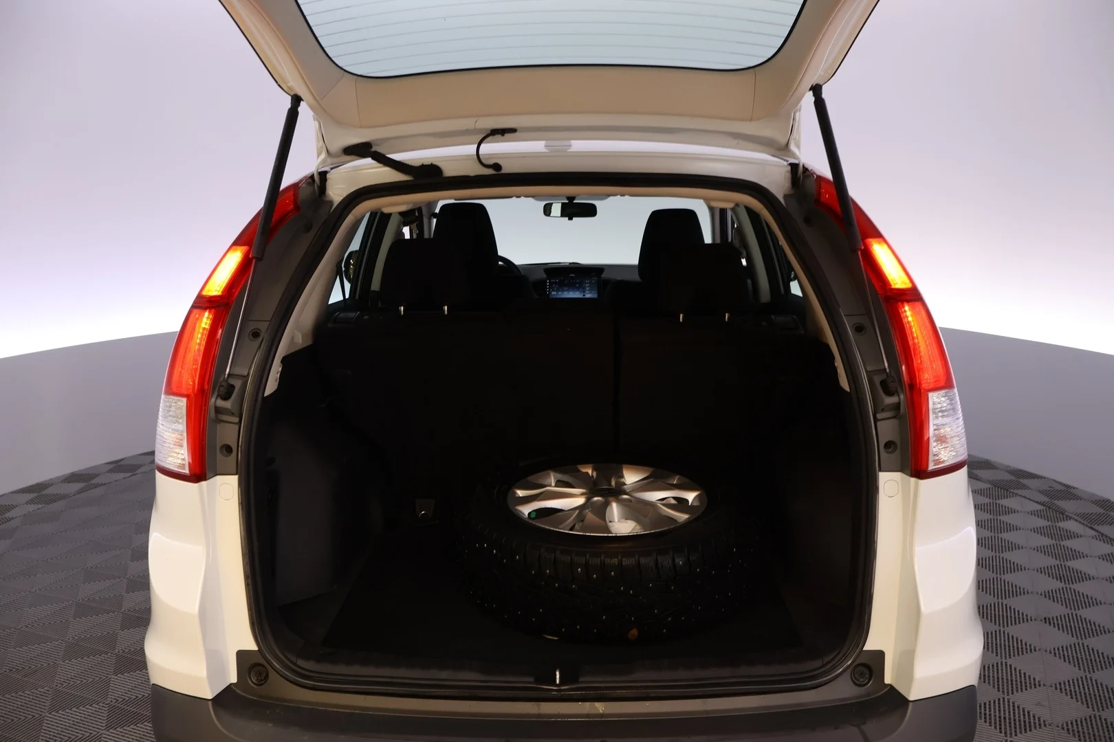 Car Image - 3F8Vr8jMDfZqSm7RpX66kW