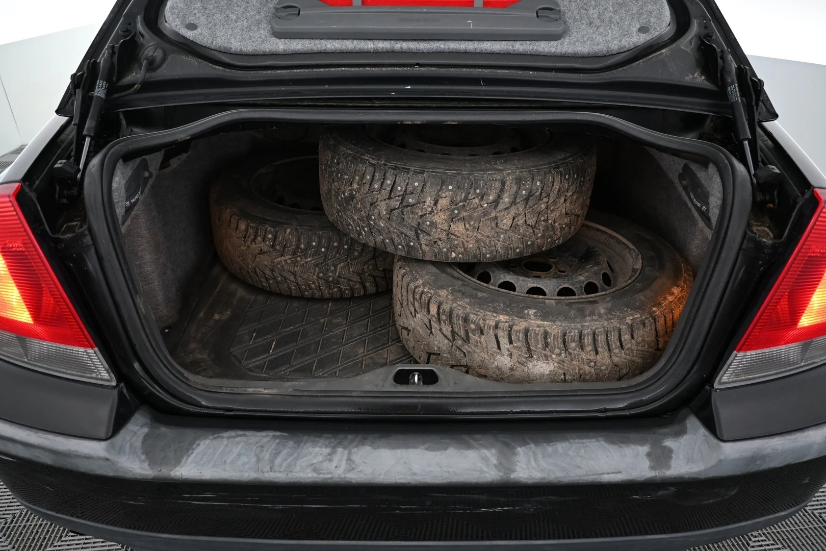 Car Image - 2zrac28G3tYqKTUVQjmB0r