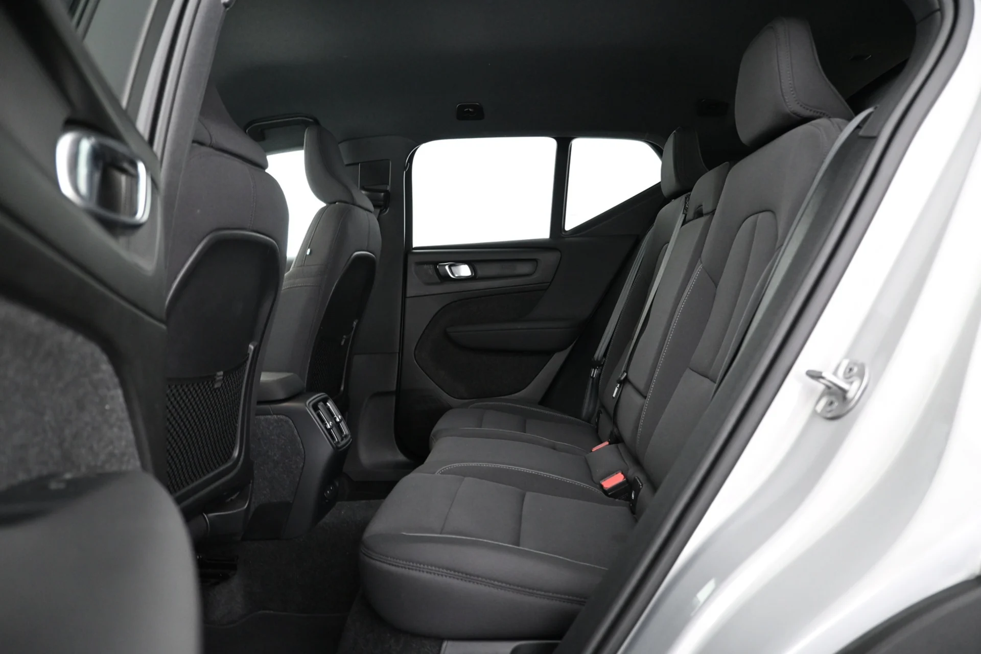 Car Image - 7iBPxfRbAoKtLvQjR49IVN