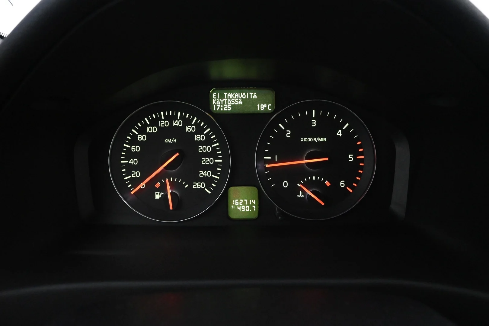 Car Image - 7jPw7GggYIExtcMWCP9b1M
