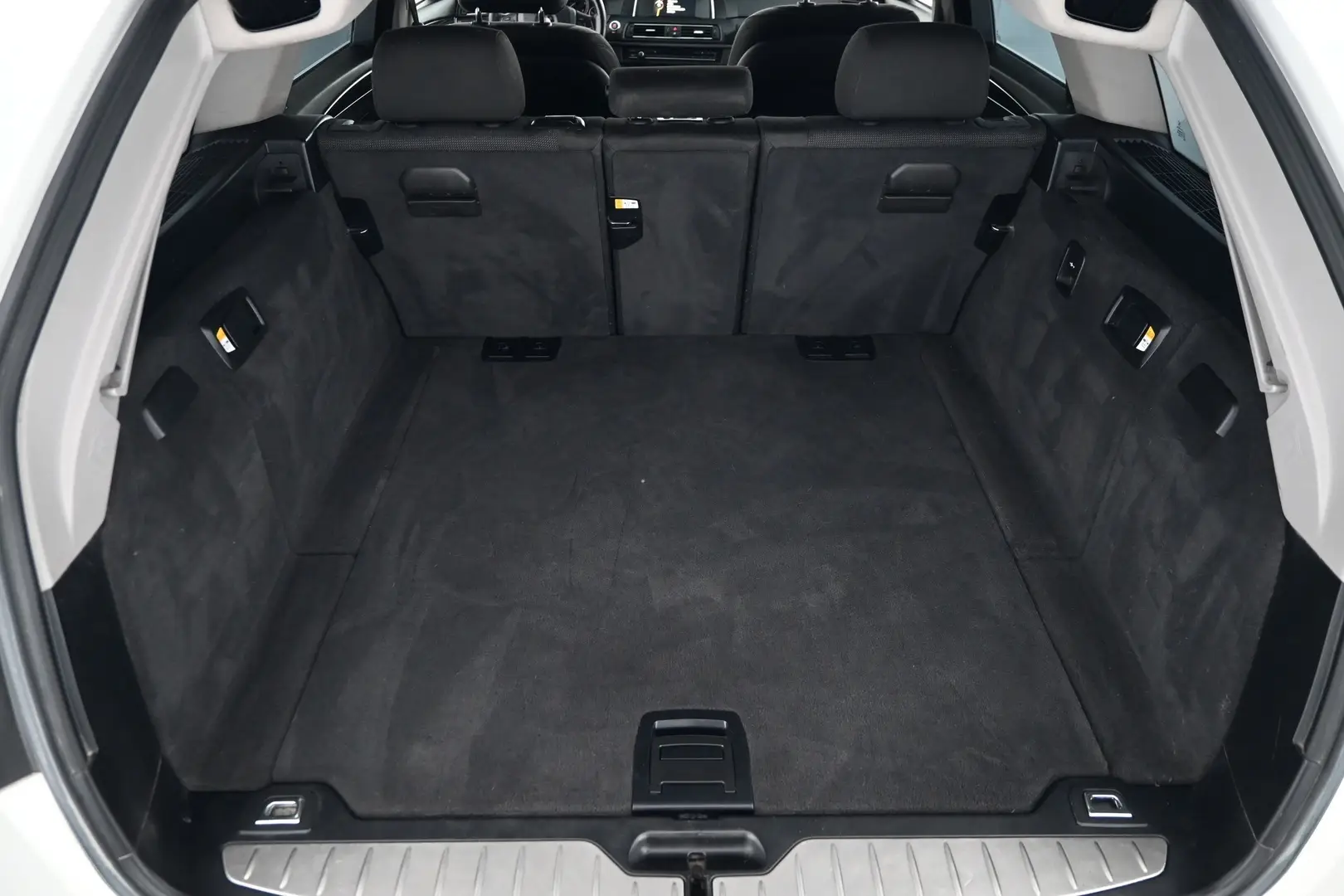 Car Image - 2bpNcOLiuEy0s141RR0Qu9