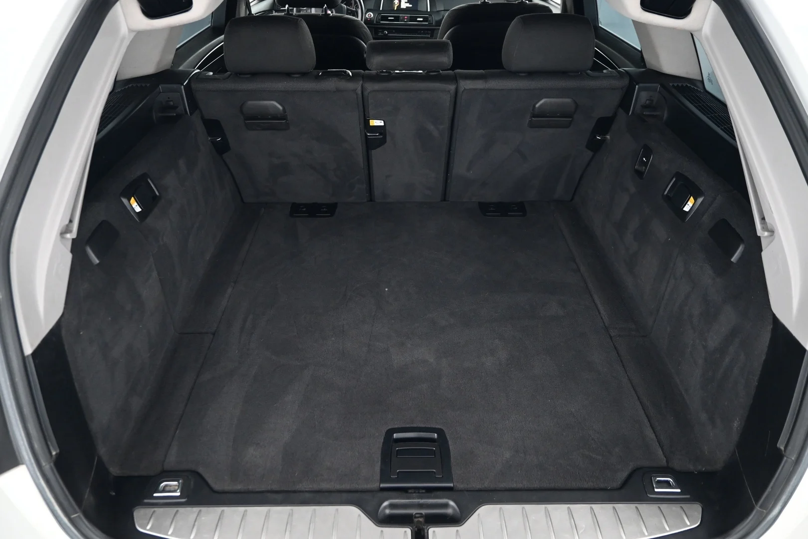 Car Image - 2bpNcOLiuEy0s141RR0Qu9