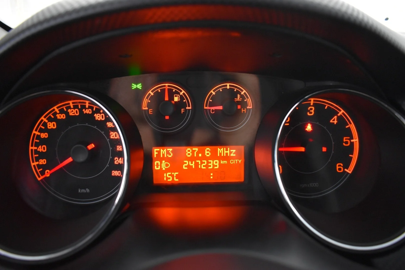 Car Image - 1YTaTLD1x5vybCvpCjoISk