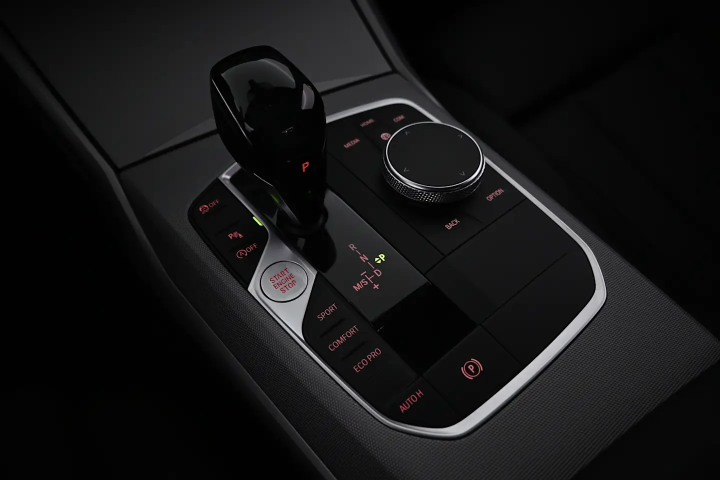 Car Image - oicI0oxzlmAR0Cd6Df4PG