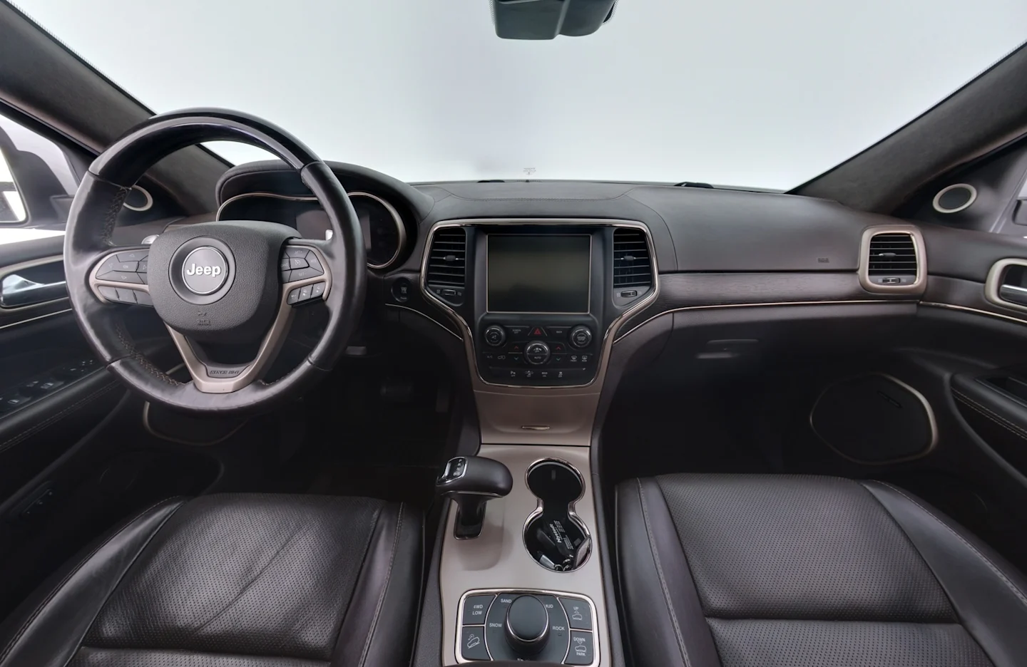 Car Image - 6qkJmFHvseHUFCLZQxjD83