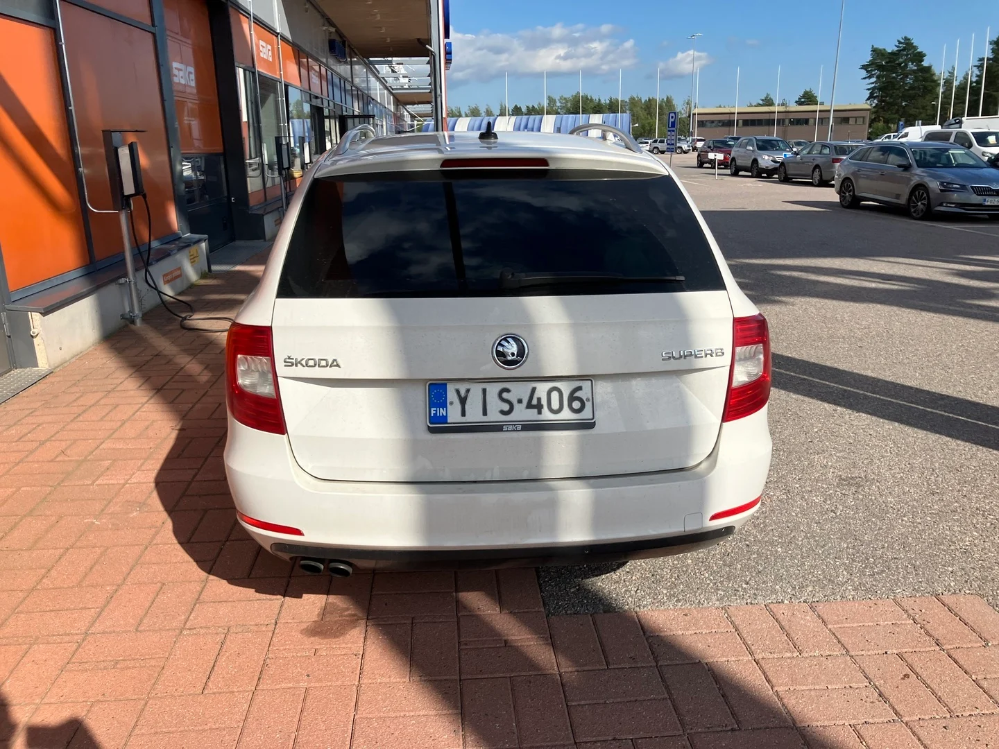 Car Image - 1XuEmRJmXuFANVgvxNc1Oz