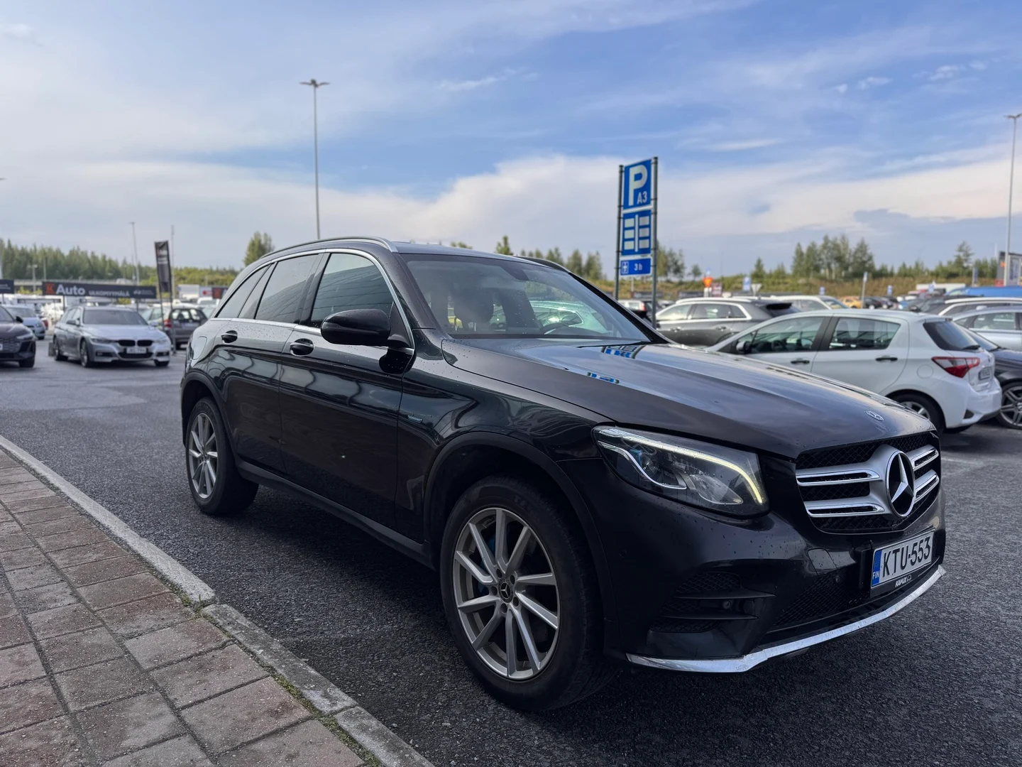 Car Image - 73pHBiAlSGF8ibsGf63ayi